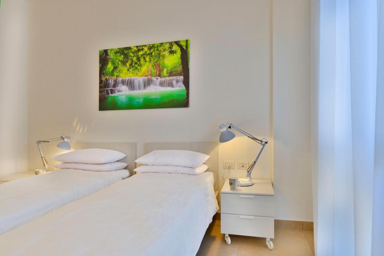 Ur-Nest Galleria Del Toro Болонья Экстерьер фото